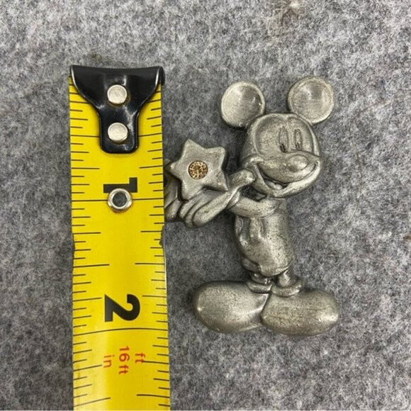 Vintage Pewter Mickey Mouse Holding A Star (2 inches ) Disney Trinket Keepsake - Picture 4 of 5